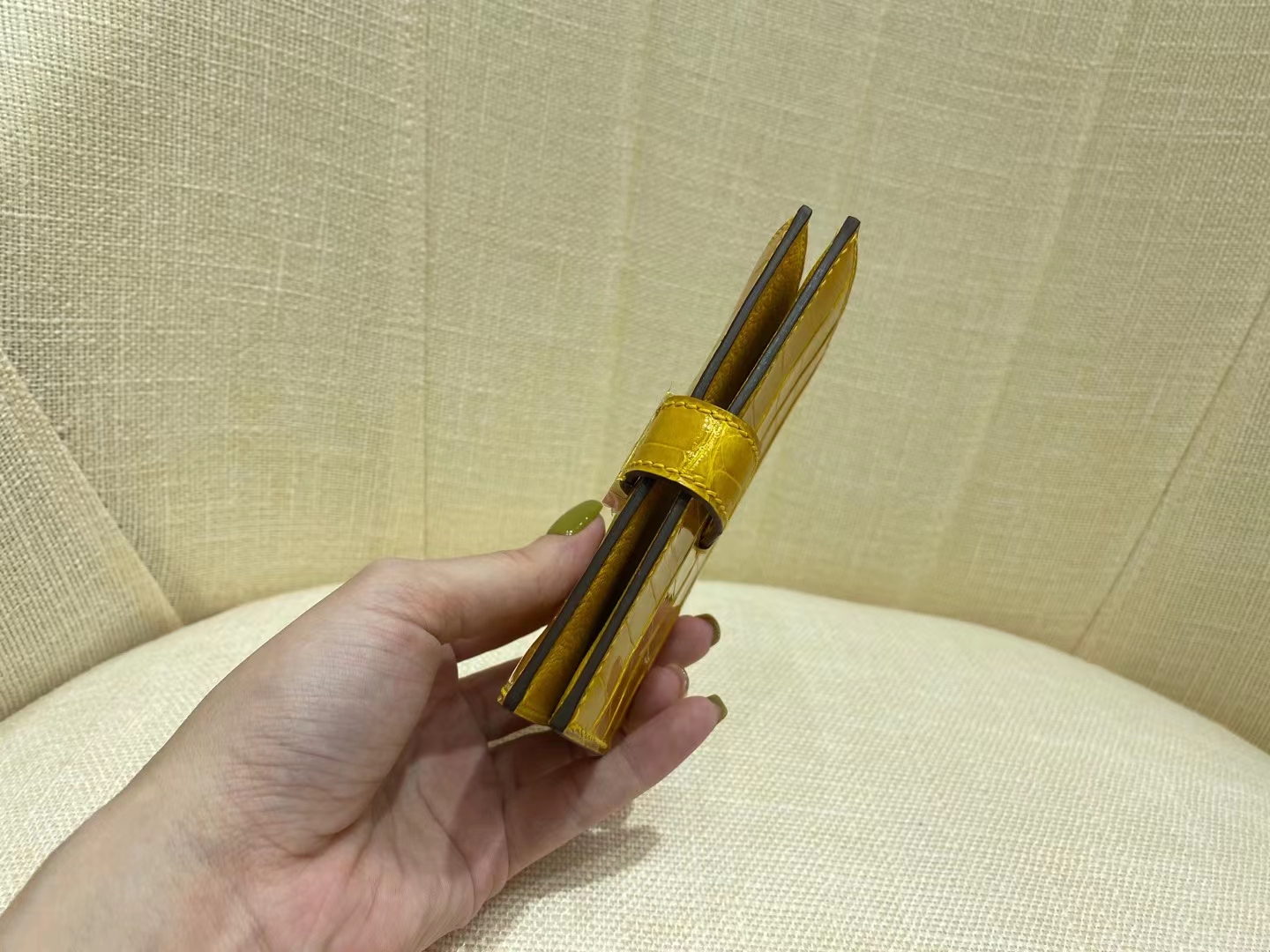 Hermès（爱马仕）Bearn 小H 鳄鱼卡包 亮面 方块 9D 琥珀黄 顶级纯手工