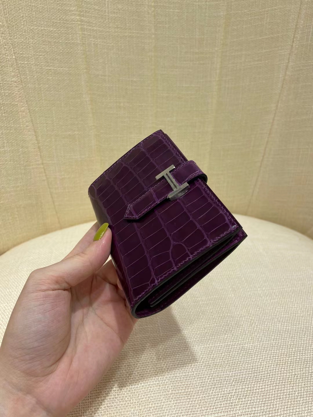 Hermès（爱马仕）Bearn 小H 鳄鱼卡包 亮面 方块 N5 黑加仑紫 顶级纯手工