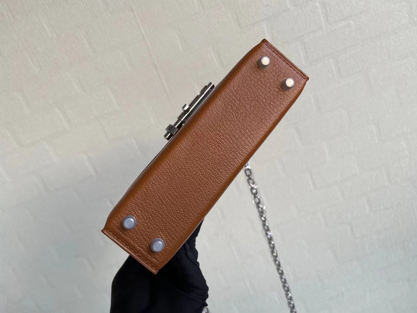 Hermès（爱马仕）Verrou 手枪包 山羊皮+鳄鱼 蜜桃棕 银扣 17cm 顶级纯手工