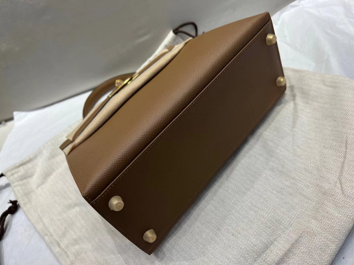 Hermès（爱马仕）Kelly 凯莉包 epsom 栗子色 3G 金扣 28cm 顶级纯手工