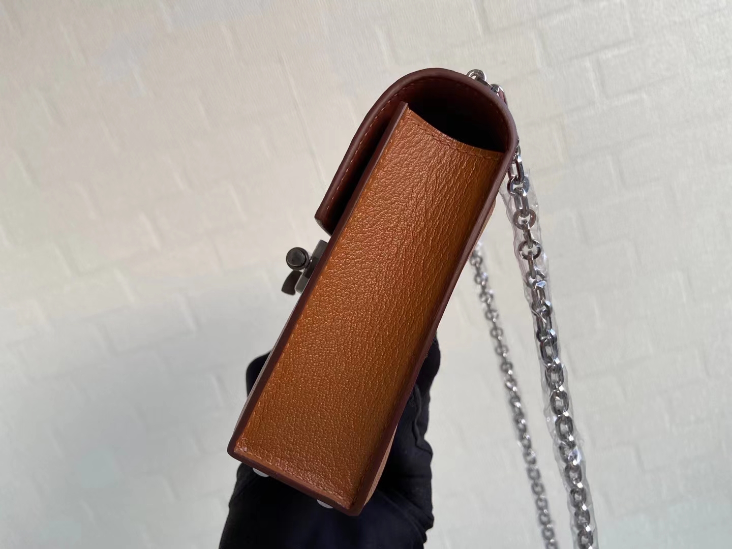 Hermès（爱马仕）Verrou 手枪包 山羊皮+鳄鱼 蜜桃棕 银扣 17cm 顶级纯手工