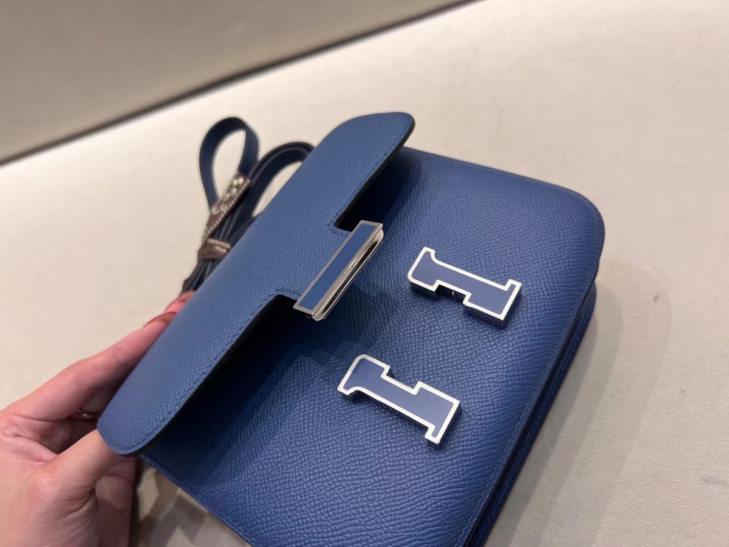 Hermès（爱马仕）Constance 康斯坦斯 epsom 玛瑙蓝 珐琅扣 18cm 顶级纯手工