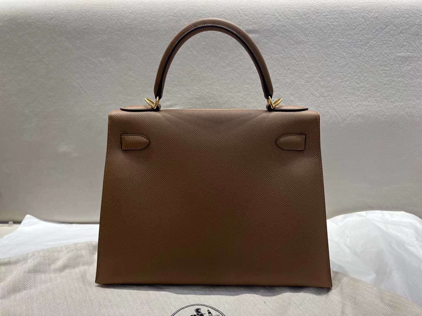 Hermès（爱马仕）Kelly 凯莉包 epsom 栗子色 3G 金扣 28cm 顶级纯手工